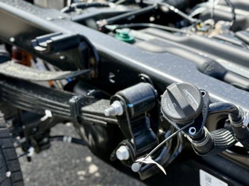 New 2025 Ford F350 XL w/ XL Chrome Package image 8