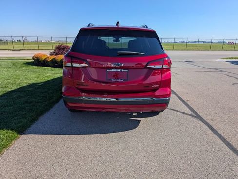 Used 2022 Chevrolet Equinox RS w/ RS Leather Package AWD/4WD image 7