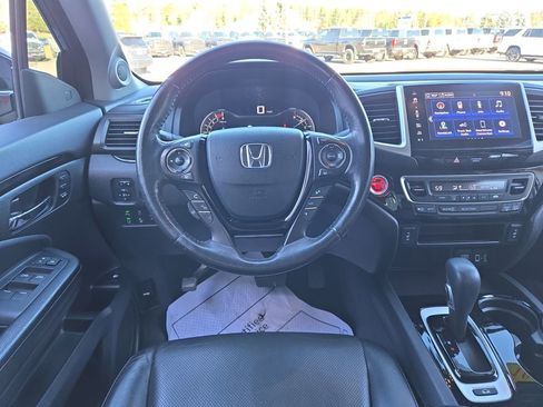 Used 2017 Honda Ridgeline RTL-E image 19