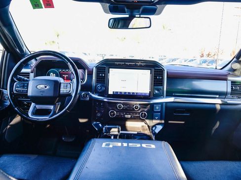 Used 2021 Ford F150 Lariat image 12