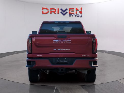 Used 2024 GMC Sierra 2500 AT4 w/ AT4 Premium Plus Package image 4