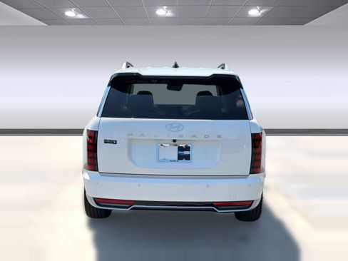 Used 2026 Hyundai Palisade Calligraphy FWD image 10