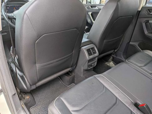 Used 2019 Volkswagen Tiguan SEL Premium AWD/4WD image 17