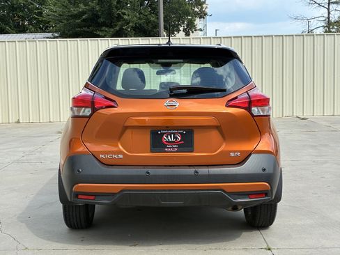 Used 2020 Nissan Kicks SR image 5