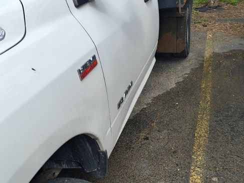Used 2019 RAM 3500 Tradesman AWD/4WD image 3