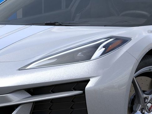New 2026 Chevrolet Corvette E-Ray image 10