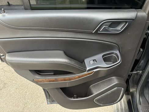 Used 2015 Chevrolet Tahoe 4WD image 22