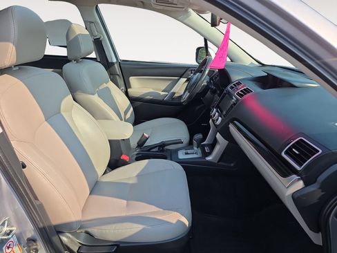 Used 2018 Subaru Forester 2.5i Limited AWD/4WD image 10