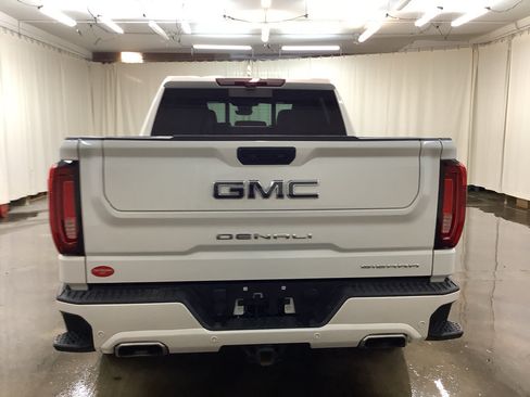 Used 2024 GMC Sierra 1500 Denali Ultimate AWD/4WD image 6