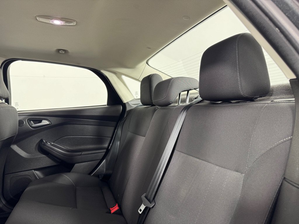 Used 2017 Ford Focus SEL FWD image 20