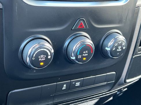 Used 2019 RAM 1500 Express image 19