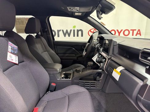 Used 2026 Toyota 4Runner SR5 image 12