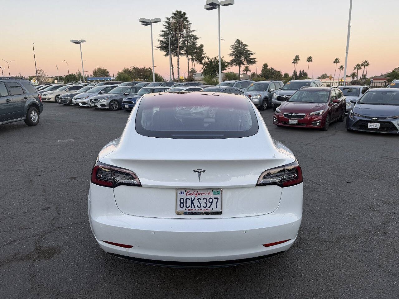 Used 2018 Tesla Model 3 Long Range RWD image 8
