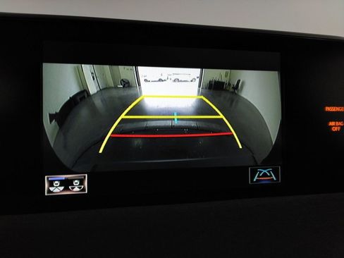 Used 2021 Lexus UX 250h 250h Base w/ Premium Package image 26