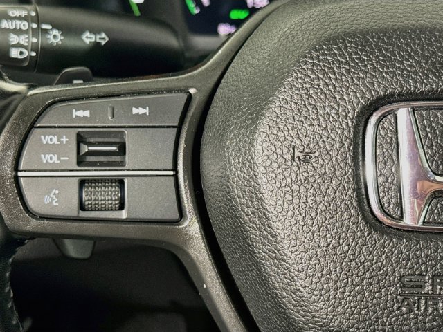 Used 2023 Honda Accord EX-L image 11