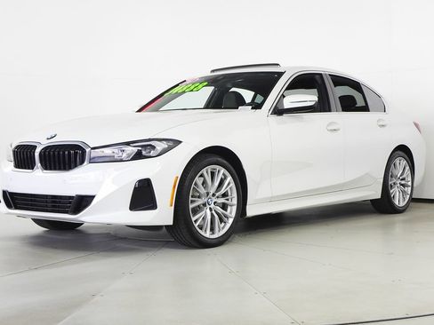 Used 2024 BMW 330i Sedan w/ Convenience Package RWD image 2