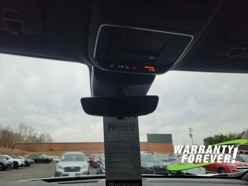 Used 2025 GMC Acadia Denali w/ Super Cruise Package image 12