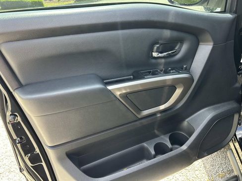 Certified 2024 Nissan Titan SV w/ SV Bronze Edition Package RWD image 18