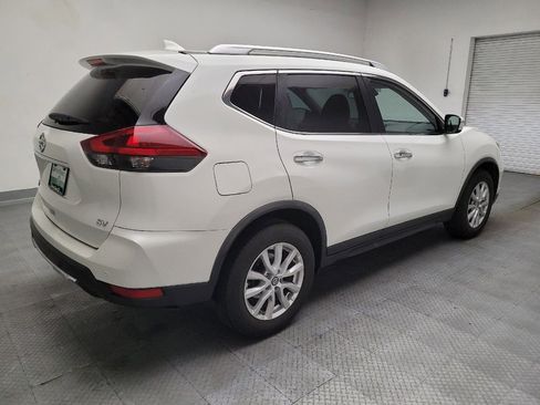 Used 2020 Nissan Rogue SV FWD image 9