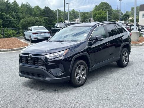 Used 2024 Toyota RAV4 XLE FWD image 3