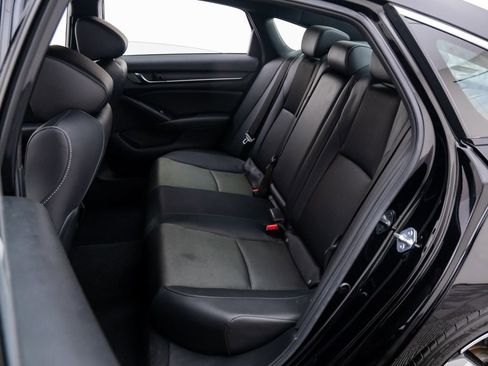 Used 2021 Honda Accord Sport image 18