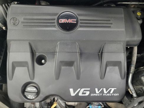 Used 2015 GMC Terrain SLE w/ Chrome Edition image 30