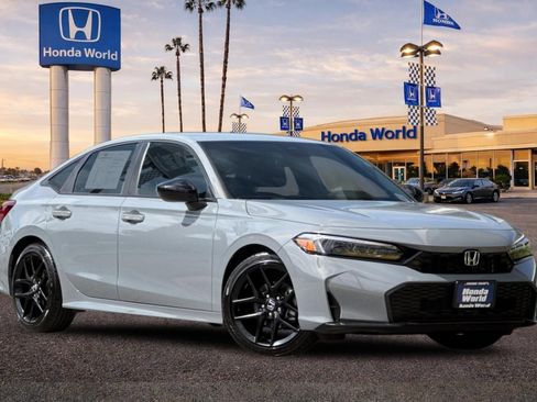 Certified 2025 Honda Civic Sport image 2
