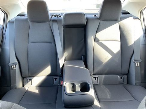 Used 2025 Toyota Corolla LE image 30