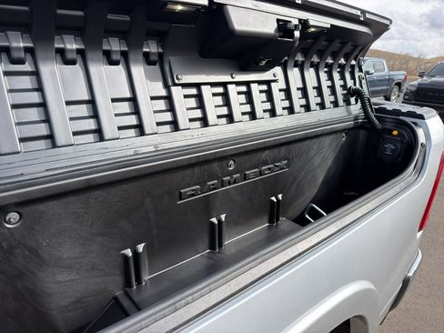 New 2026 RAM 1500 Laramie AWD/4WD image 36