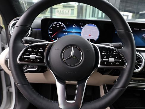 Used 2023 Mercedes-Benz CLA 250 CLA 250 w/ Premium Package image 34