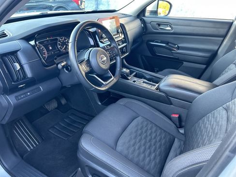 Used 2022 Nissan Pathfinder SV w/ Cargo Package image 14