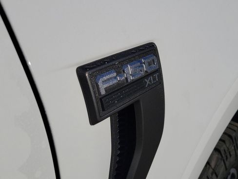 Certified 2021 Ford F150 XLT w/ Equipment Group 302A High image 6