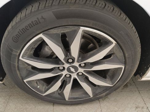 Used 2018 Chevrolet Malibu LT w/ Leather Package image 31