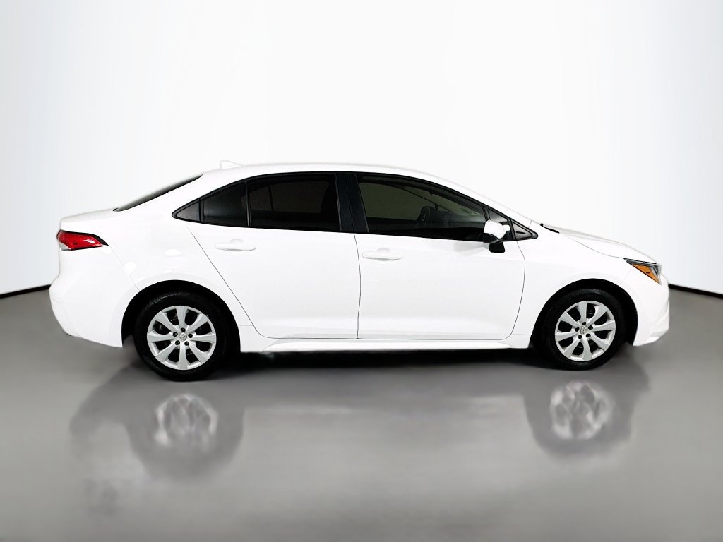 Used 2024 Toyota Corolla LE FWD image 10