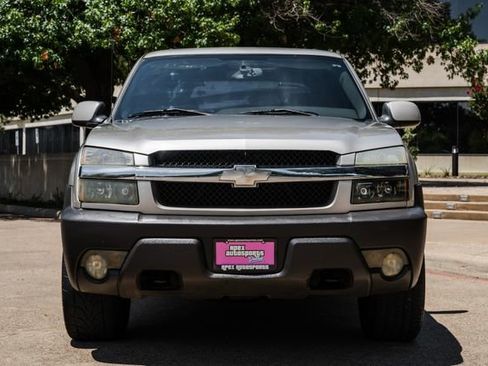 Used 2004 Chevrolet Avalanche 2WD image 13