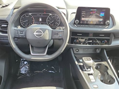 New 2026 Nissan Rogue SV image 6