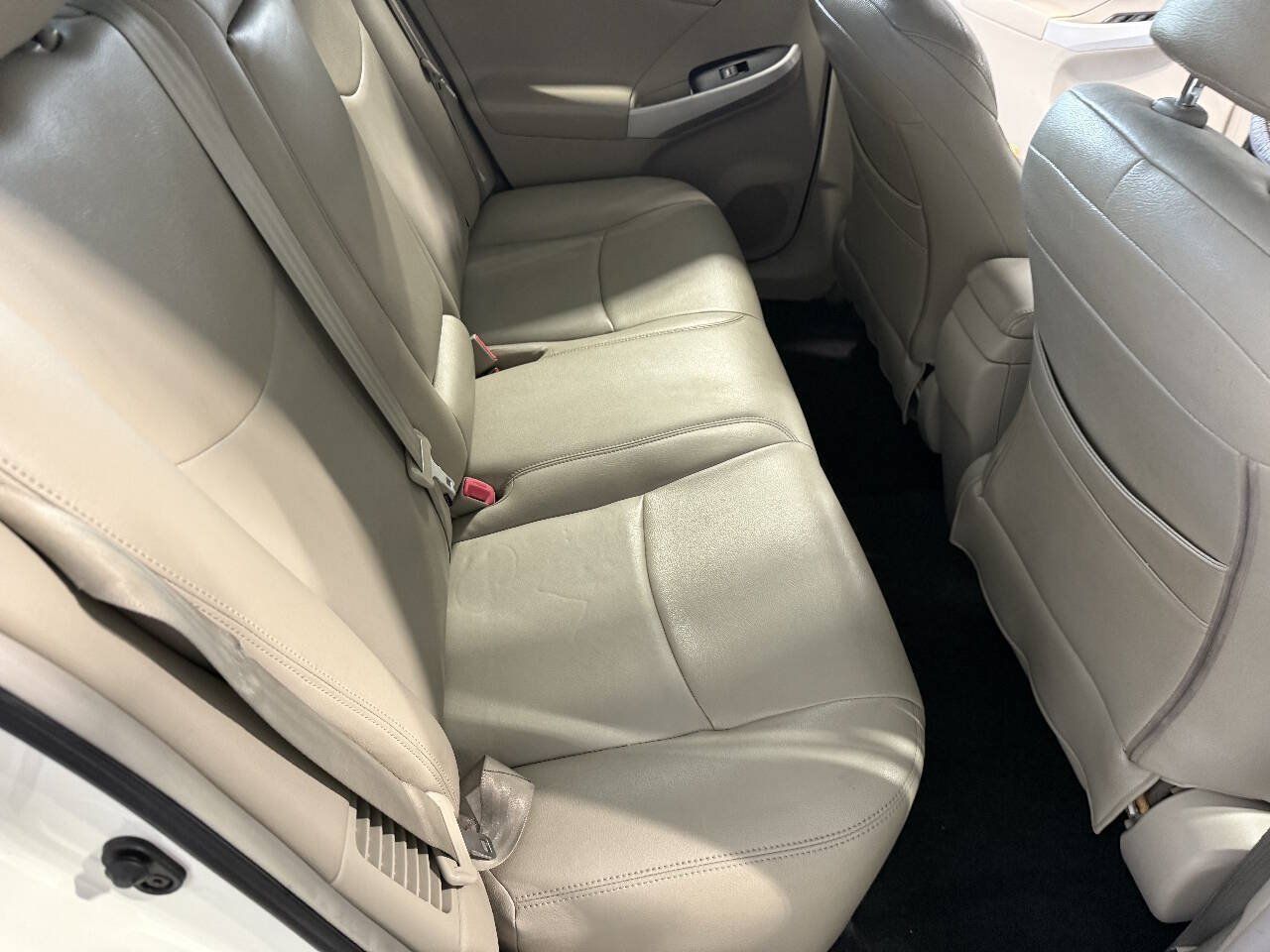 Used 2012 Toyota Prius Three FWD image 16