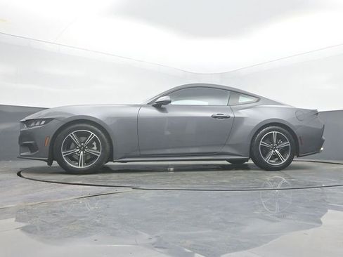 Used 2024 Ford Mustang Premium image 41