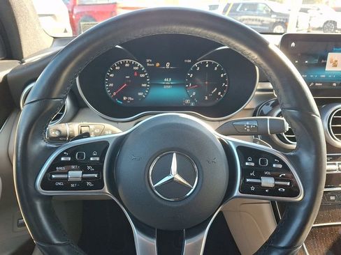 Used 2021 Mercedes-Benz GLC 300 GLC 300 4D Sport Utility w/ Exterior Lighting Package image 22