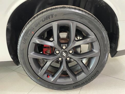 Used 2019 Dodge Challenger SXT w/ Blacktop Package image 11