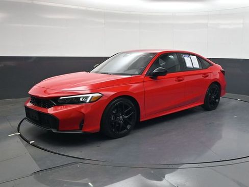 Used 2025 Honda Civic Sport image 8