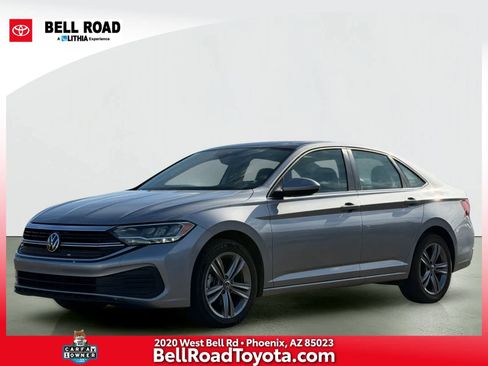 Used 2024 Volkswagen Jetta SE FWD image 1