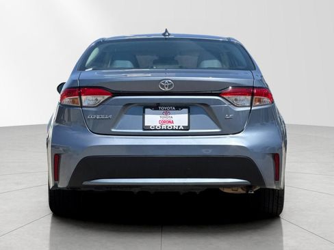 Used 2021 Toyota Corolla LE FWD image 5