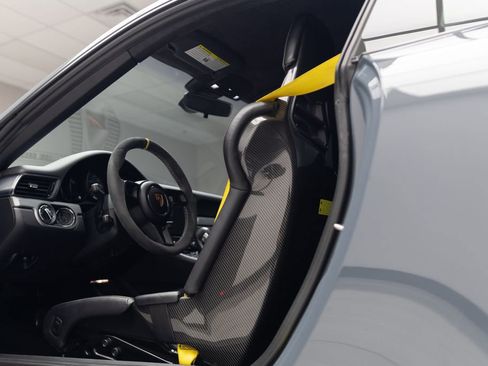 Used 2018 Porsche 911 GT3 image 35