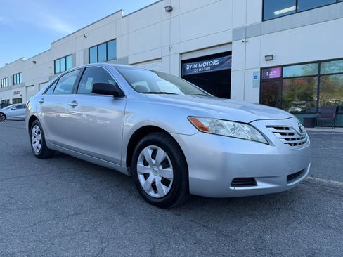 Used 2007 Toyota Camry LE image 2