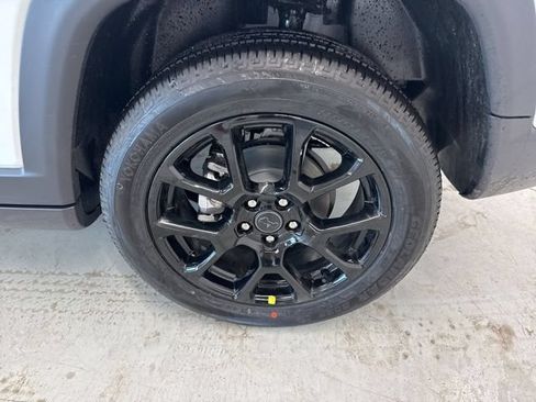 New 2026 Jeep Compass Latitude AWD/4WD image 5