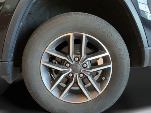 Used 2021 Jeep Grand Cherokee Limited RWD image 47