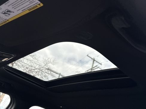 New 2025 Jeep Grand Cherokee L Altitude image 13