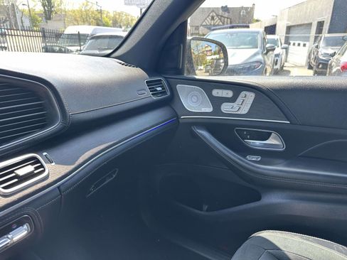 Used 2021 Mercedes-Benz GLE 53 AMG 4MATIC image 30