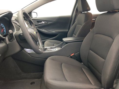 Used 2025 Chevrolet Malibu LT FWD image 17